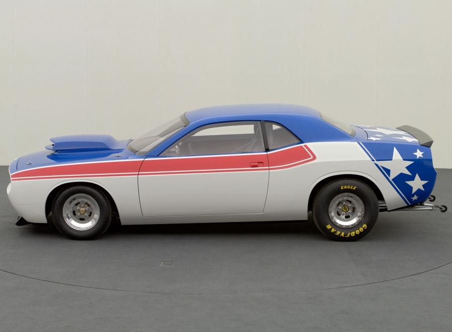  Dodge Challenger Super Stock Concept 2006 года  (фото 10 из 12)